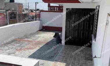 Av. Miguel Aleman,  rento Departamento 2 recámaras