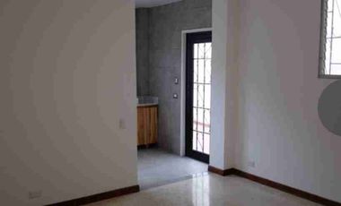 ALQUILO SUITE PLANTA BAJA SEMIAMOBLADA EN LOS CEIBOS GUAYAQUIL ECUADOR