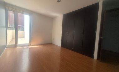 Departamento en Renta en San Lucas Tepetlacalco a 400 m de Mundo E