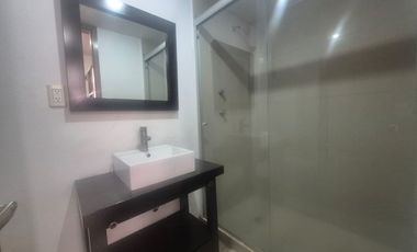 Departamento en Renta en San Lucas Tepetlacalco a 400 m de Mundo E