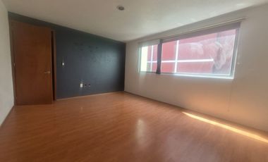 Departamento en Renta en San Lucas Tepetlacalco a 400 m de Mundo E