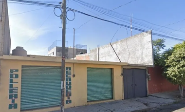 CASA CON LOCAL EN REMATE INVIERSION INTELIGENTE PUEDES RENTARLA Y TE DARA FLUJO Y GANANCIA POR PLUSVALIA  APARTA CON RECURSOS PROPIOS