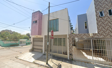 CASA EN VENTA EN BENITO JUAREZ COATZACOALCOS VERACRUZ DE REMATE