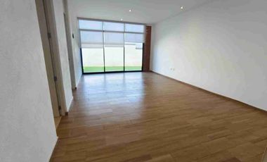 Preserve Juriquilla depto. en renta, hermoso, impecable , PB con acceso directo al jardín . Mucha  luz 2 recms. 2 baños. A 15min del Parque Industrial Querétaro