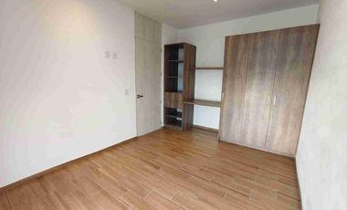 Preserve Juriquilla depto. en renta, hermoso, impecable , PB con acceso directo al jardín . Mucha  luz 2 recms. 2 baños. A 15min del Parque Industrial Querétaro