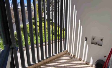 Preserve Juriquilla depto. en renta, hermoso, impecable , PB con acceso directo al jardín . Mucha  luz 2 recms. 2 baños. A 15min del Parque Industrial Querétaro