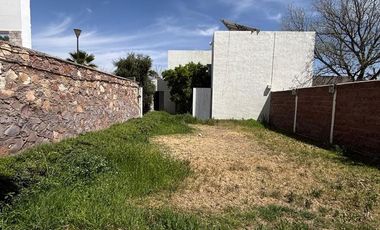 Parques San Felipe Oficinas Modernas y Amuebladas en Venta