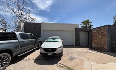 Parques San Felipe Oficinas Modernas y Amuebladas en Venta