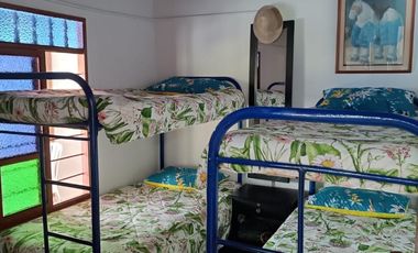 VENTA DE CASA FINCA CON CASCADA EN BARBOSA ANTIOQUIA.