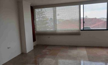 VENDO DEPARTAMENTO DE 3 DORMITORIOS 1 ESTUDIO EN EL PORTON DE LAS LOMAS GUAYAQUIL ECUADOR