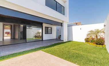 VENTA DE CASA EN JIUTEPEC MORELOS CON ALBERCA Y VIGILANCIA