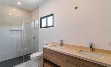 VENTA DE CASA EN JIUTEPEC MORELOS CON ALBERCA Y VIGILANCIA