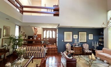 Residencia en uno de los condominios más seguros y exclusivos del Pedregal