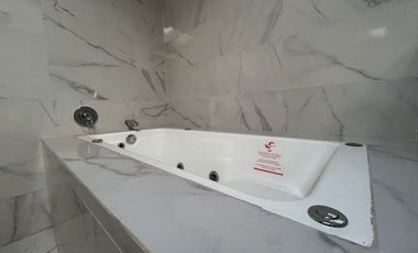 VENTA DE CASA EN EL FRACCIONAMIENTO MOLINO DE SANTO DOMINGO EN PUEBLA, TRES RECAMARAS CON BAÑO CADA UNA.