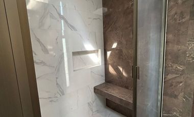 VENTA DE CASA EN EL FRACCIONAMIENTO MOLINO DE SANTO DOMINGO EN PUEBLA, TRES RECAMARAS CON BAÑO CADA UNA.