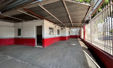 Propiedad en venta con ubicación estratégica ideal para negocio.