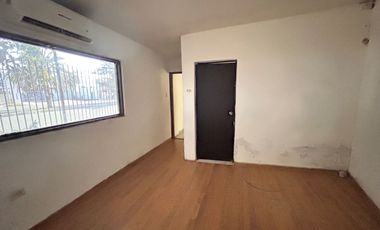 Propiedad en venta con ubicación estratégica ideal para negocio.