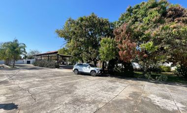 Av. Ferrocarril No. 500 El Arenal, Jalisco