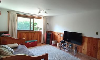 Gran casa con 6 dormitorios a minutos de Villarrica