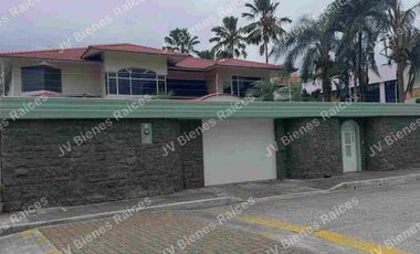 vendo casa en los ceibos urbanización cerrada