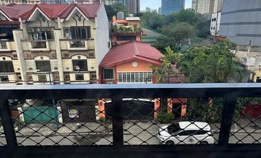 TOWNHOUSE FOR SALE IN SAN ANTONIO MAKATI
