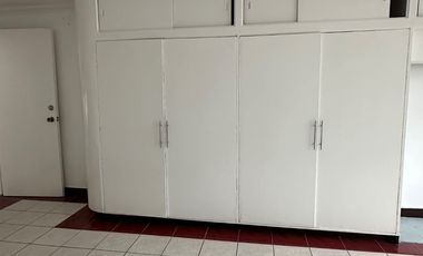TOWNHOUSE FOR SALE IN SAN ANTONIO MAKATI