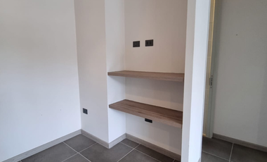 Departamento en Arriendo con Estacionamiento, Condominio Vista Ñielol