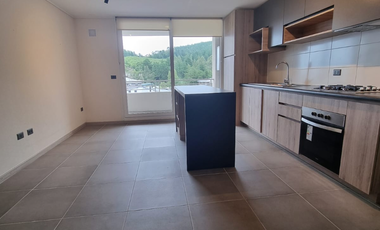 Departamento en Arriendo con Estacionamiento, Condominio Vista Ñielol