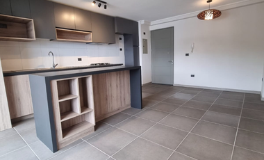 Departamento en Arriendo con Estacionamiento, Condominio Vista Ñielol