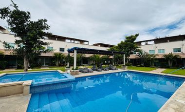 Casa en venta de 3 recámaras en privada de 24 casas con alberca y seguridad 24/7
