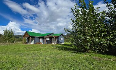 Arriendo Exclusiva Casa en Loteo Alto Río – Naturaleza, Seguridad y Conectividad