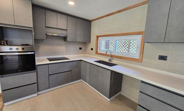 Arriendo Exclusiva Casa en Loteo Alto Río – Naturaleza, Seguridad y Conectividad