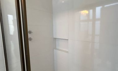 VENTA DE CASA EN EL FRACCIONAMIENTO MOLINO DE SANTO DOMINGO EN PUEBLA, CUATRO RECAMARAS CON BAÑO CADA UNA UNA EN PLANTA BAJA Y CUARTO DE SERVICIO.