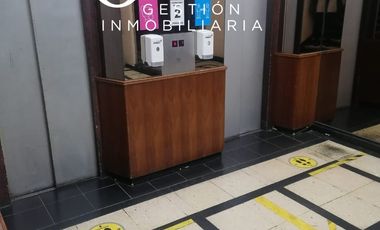 Se arrienda oficina en Edificio Teatinos 251 a pasos del metro Moneda