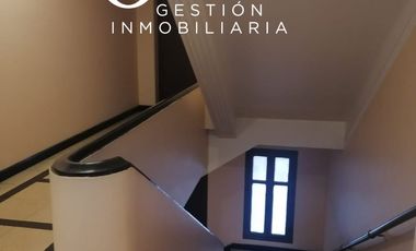 Se arrienda oficina en Edificio Teatinos 251 a pasos del metro Moneda