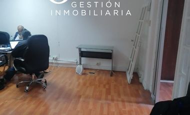 Se arrienda oficina en Edificio Teatinos 251 a pasos del metro Moneda