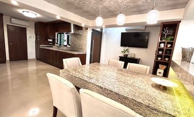 RESIDENCIA DE LUJO TOTALMENTE AMUEBLADA CON ALBERCA, GIMNASIO Y 5 RECAMARAS, COLONIA PITIC.