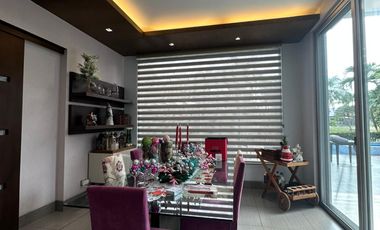 Casa con 500 m² y 4 habitaciones en venta en Laguna del sol-Samborondón