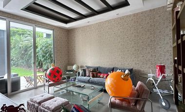 Casa con 500 m² y 4 habitaciones en venta en Laguna del sol-Samborondón