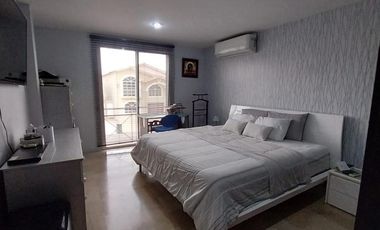Casa en venta en Samborondón, 213 m², con 3 habitaciones y cuarto de servicio