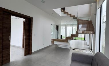 Casa con 4 habitaciones en venta en Ciudad Celeste-Samborondón, 259 m²
