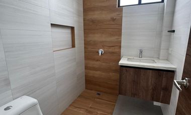 Casa con 4 habitaciones en venta en Ciudad Celeste-Samborondón, 259 m²