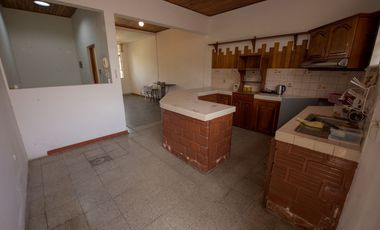 Espacio Para Crear, Crecer Y Remodelar Casa En Moyobamba