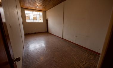 Espacio Para Crear, Crecer Y Remodelar Casa En Moyobamba