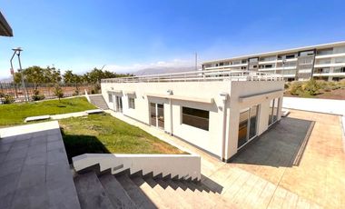 Depto.en arriendo, Edif.Altavista, Chicureo Oriente, Buen estado conservación,  A partir del 15 de abril 2026