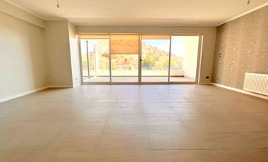 Depto.en arriendo, Edif.Altavista, Chicureo Oriente, Buen estado conservación,  A partir del 15 de abril 2026