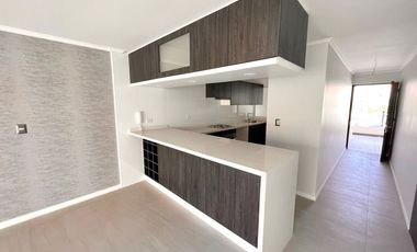 Depto.en arriendo, Edif.Altavista, Chicureo Oriente, Buen estado conservación,  A partir del 15 de abril 2026