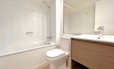 Depto.en arriendo, Edif.Altavista, Chicureo Oriente, Buen estado conservación,  A partir del 15 de abril 2026