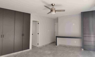 Moderna casa con alberca climatizada y seguridad