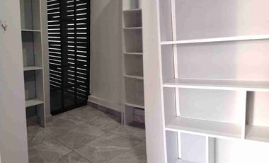 Moderna casa con alberca climatizada y seguridad